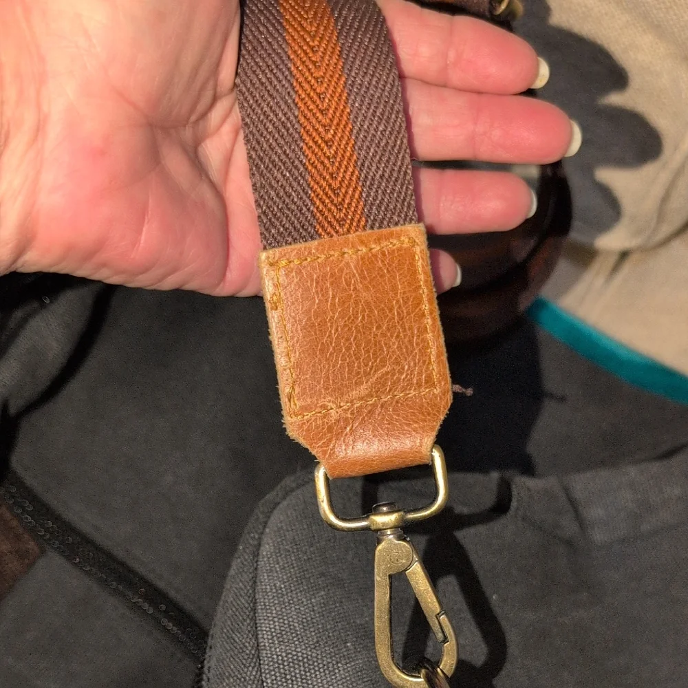 Black Expandable Canvas Duffel Bag With Shoulder Strap